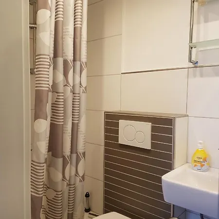 App Aust Apartment *